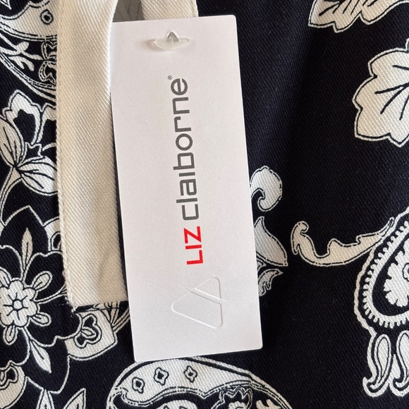 Liz Claiborne NWT Women's SZ L Navy Blue w/ White Floral Paisley Tank Top - Picture 7 of 13